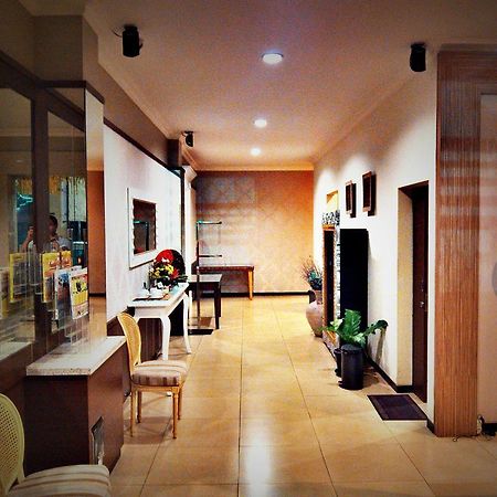 Hotel C3 Semarang Exteriér fotografie