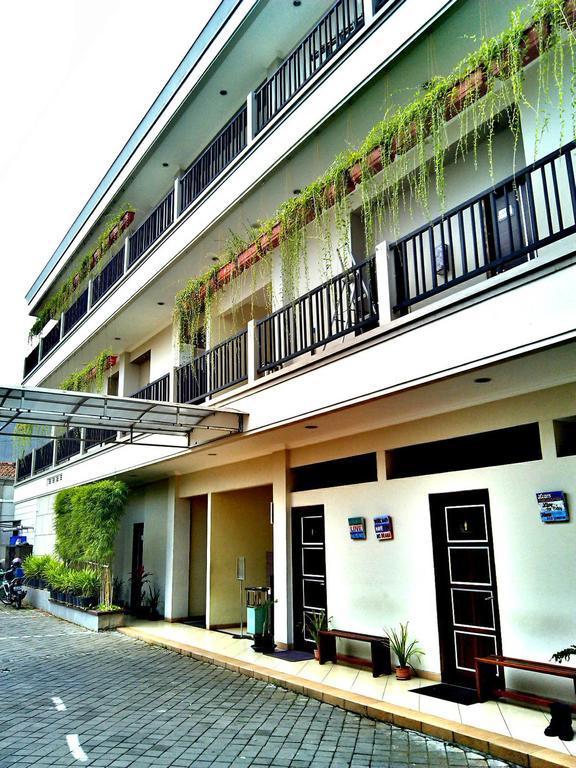 Hotel C3 Semarang Exteriér fotografie