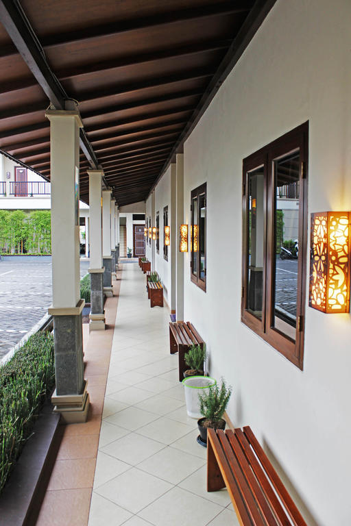 Hotel C3 Semarang Exteriér fotografie