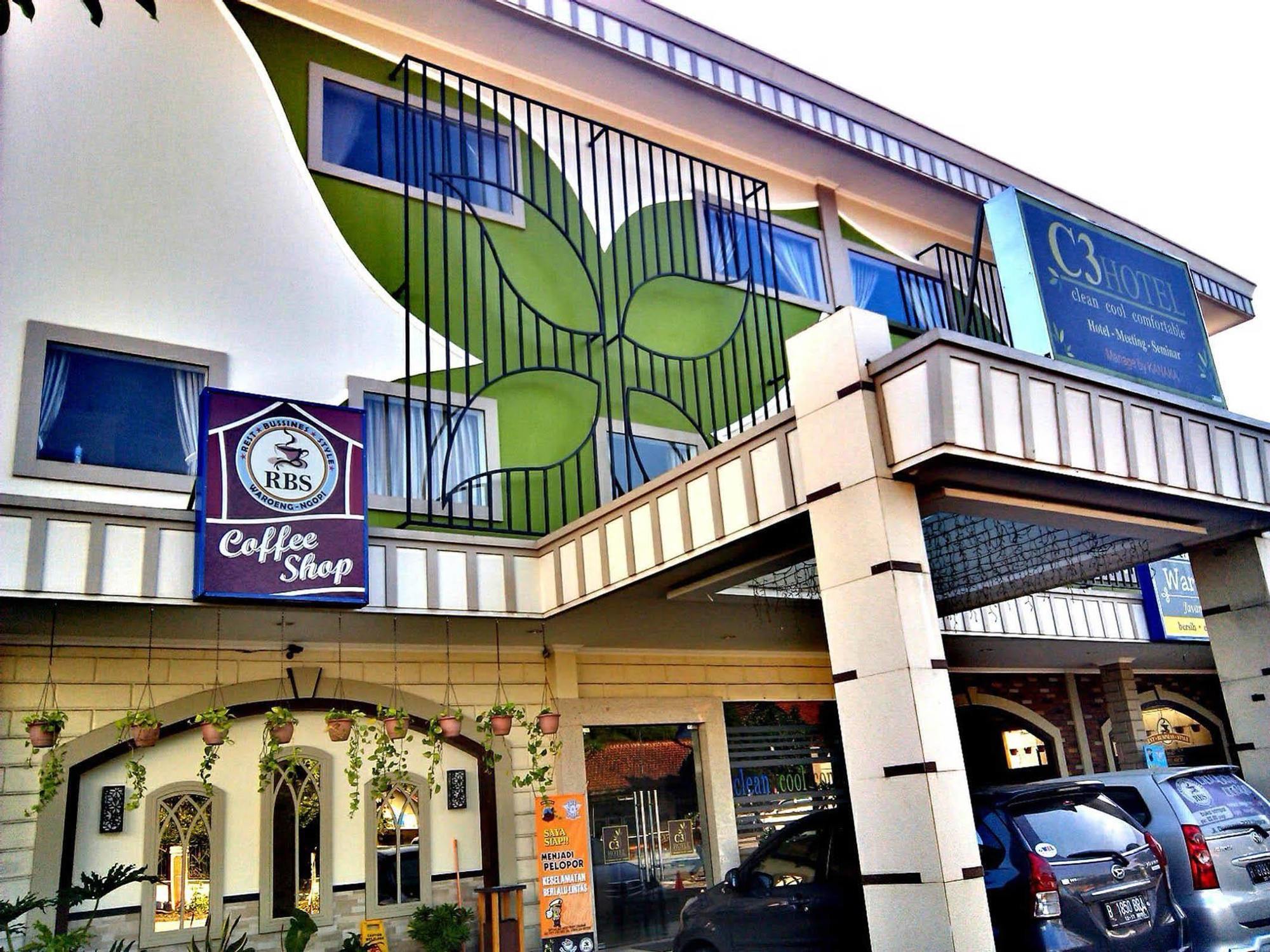 Hotel C3 Semarang Exteriér fotografie